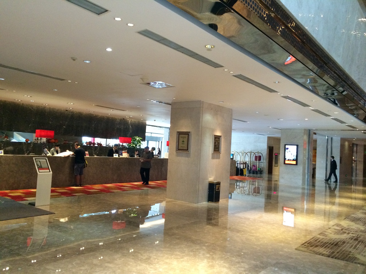 新云南皇冠假日酒店
